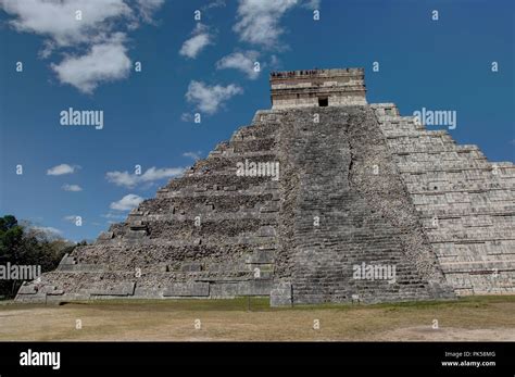 El Castillo, Biểu Tượng Lịch Sử Chống Lại Thời Gian và Danh Thắng Kiến Trúc Maya!