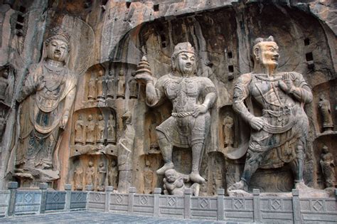 Longmen Grottoes - Những Hang Động Nghệ Thuật Cổ Đại Và Hùng Vĩ!